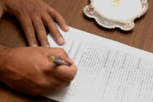 Declaración Jurada, ¿qué es? Todo lo que debes saber para entender esta herramienta obligatoria para comprar un inmueble