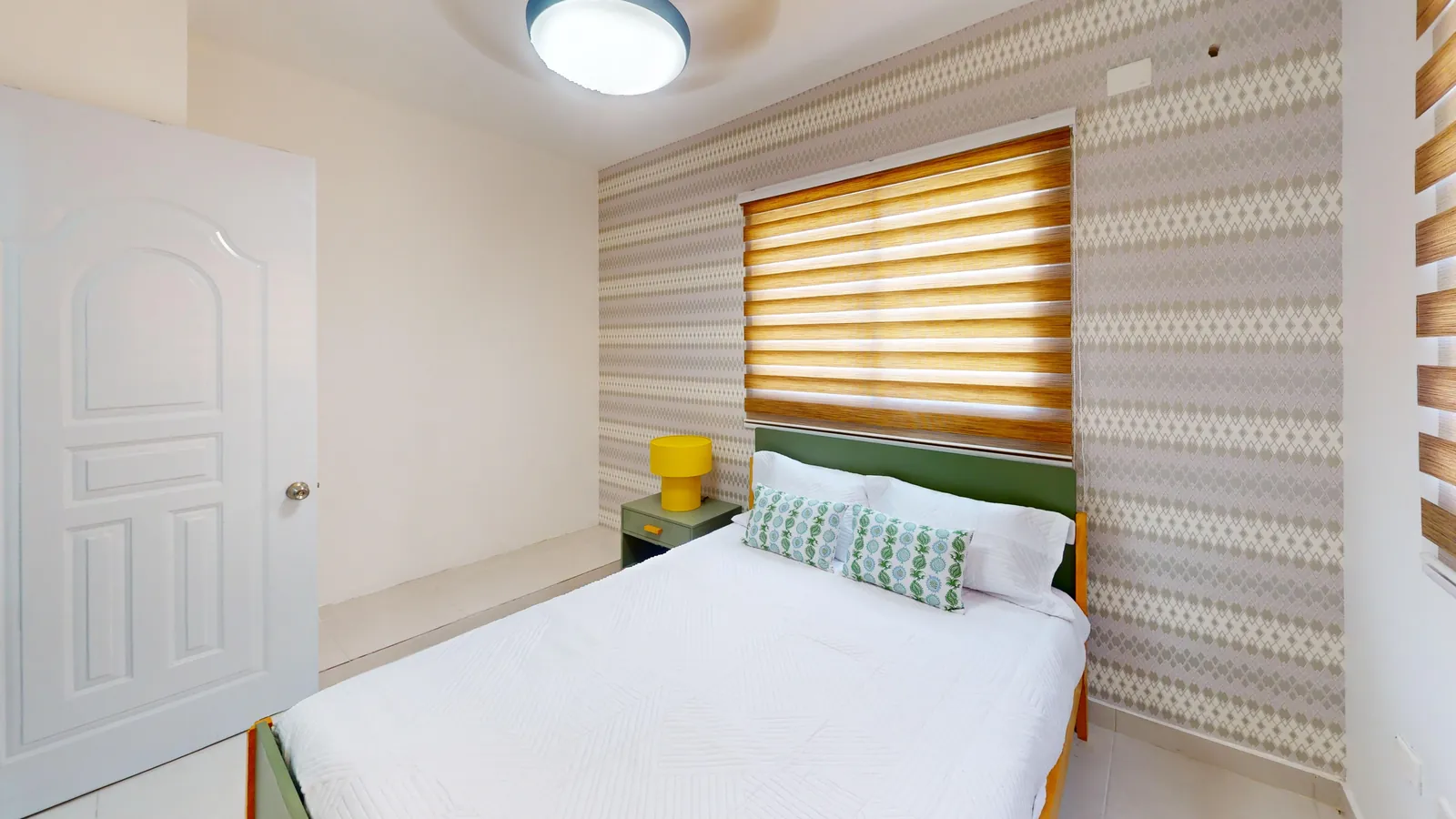 Habitación principal del apartamento modelo del Residencial Don Galo J. Mariot