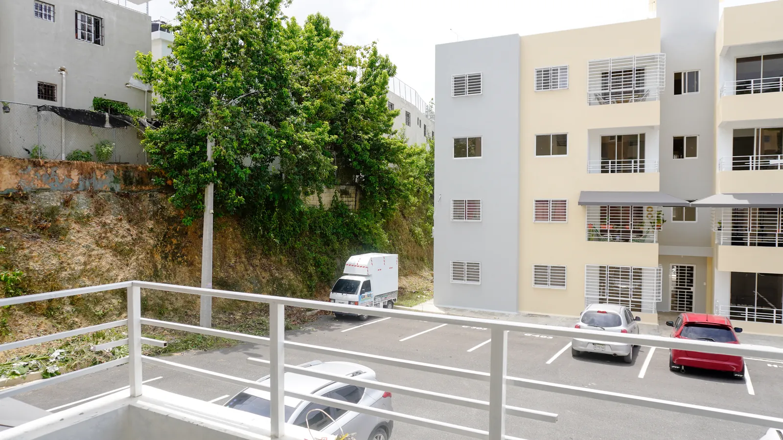 Vista desde el balcón de un apartamento del Residencial Don Galo J. Mariot